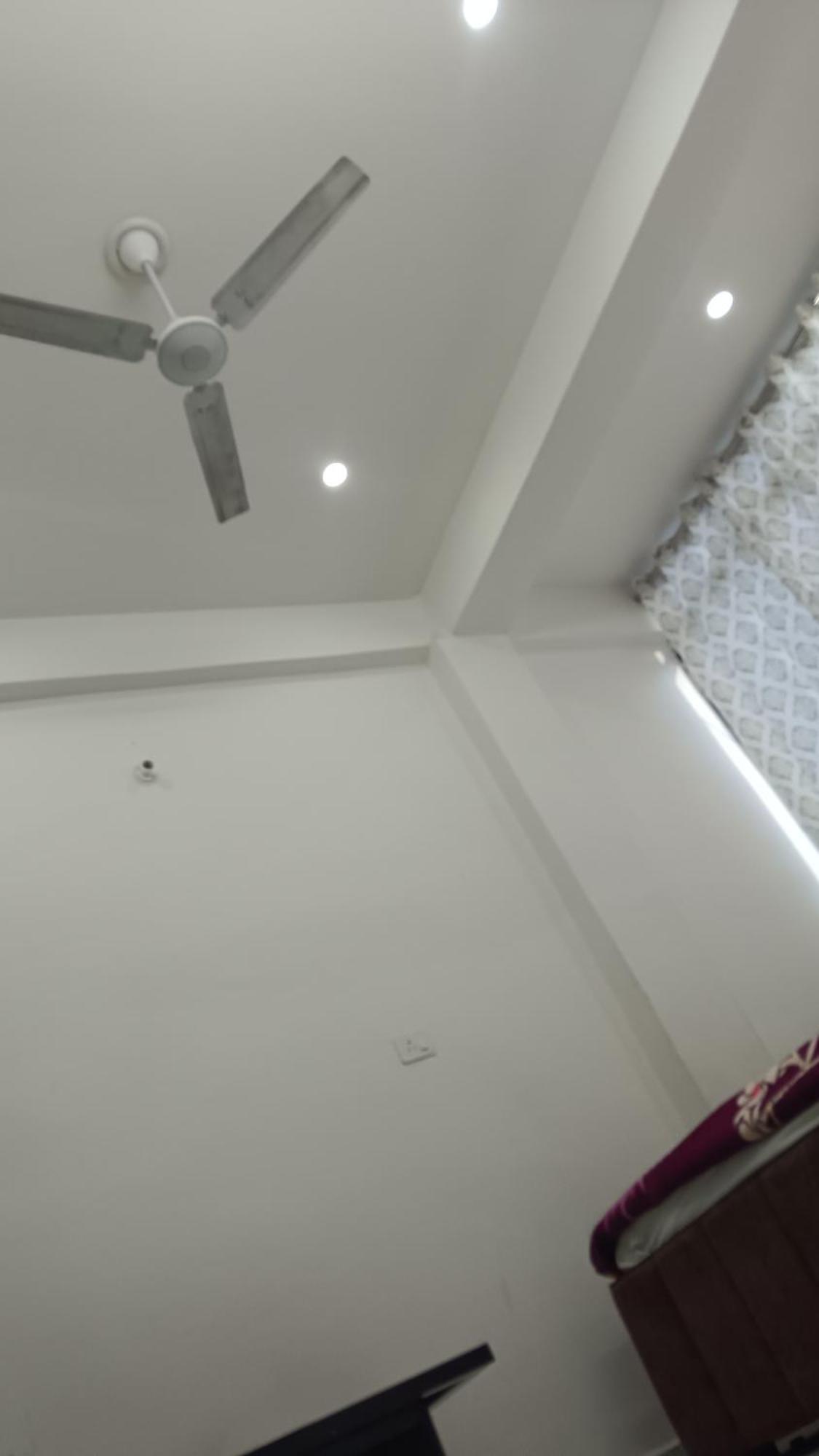 Shri Prabhu Dham 5*